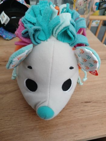 PELUCHE D ACTIVITE HERISSON FISHER PRICE