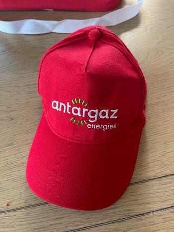 Casquette neuve antargaz