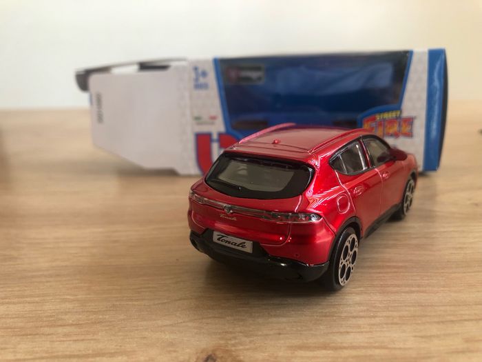 Miniature Burago Alfa Romeo Tonale - photo numéro 2