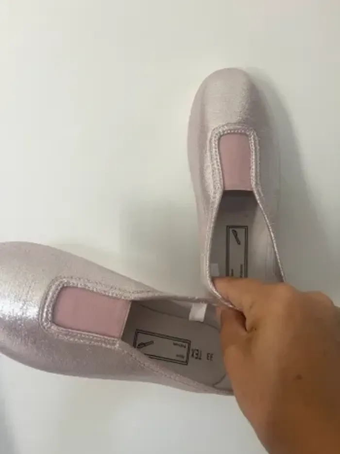 Ballerines tex rose pailletées 33 neuves - photo numéro 4