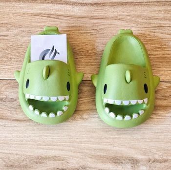 Chaussons sandales requin garçon fille pantoufles antidérapantes de bain 