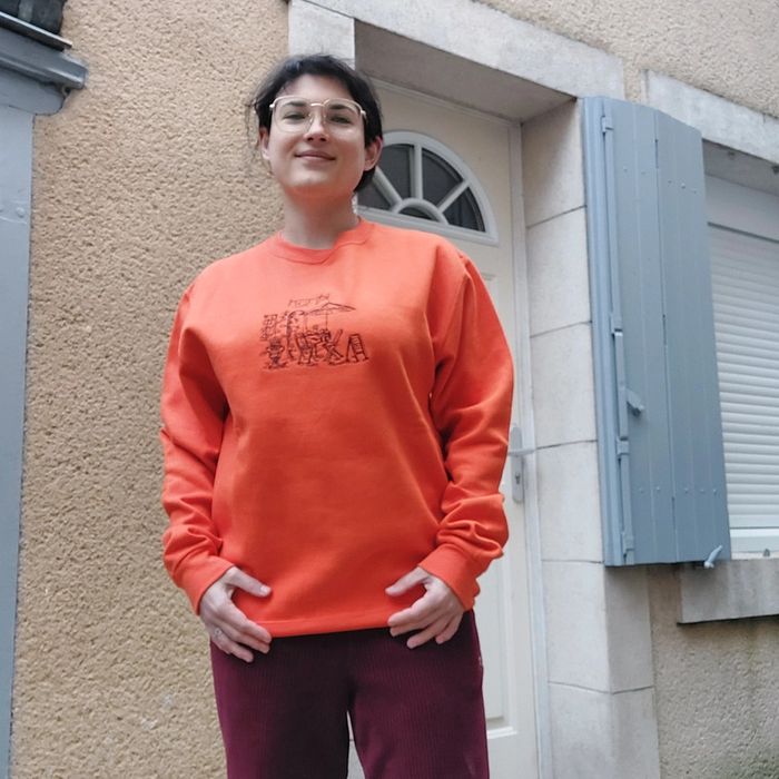 Magnifique pull brodé de créatrice M - photo numéro 2