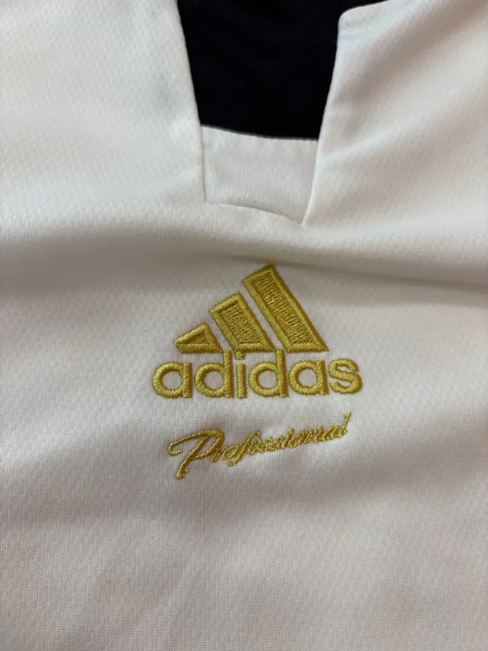 T-shirt de sport pour homme Adidas taille M défaut - photo numéro 2