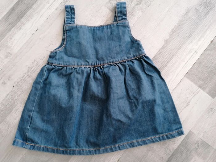 Robe en jeans  T 9 mois 👶 - photo numéro 2