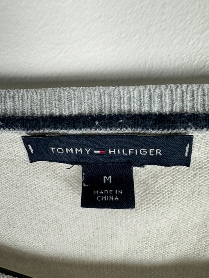 Pull gris et blanc Tommy Hilfiger taille M - photo numéro 4