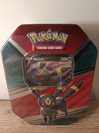 Pokebox Noctali V 2022 fr