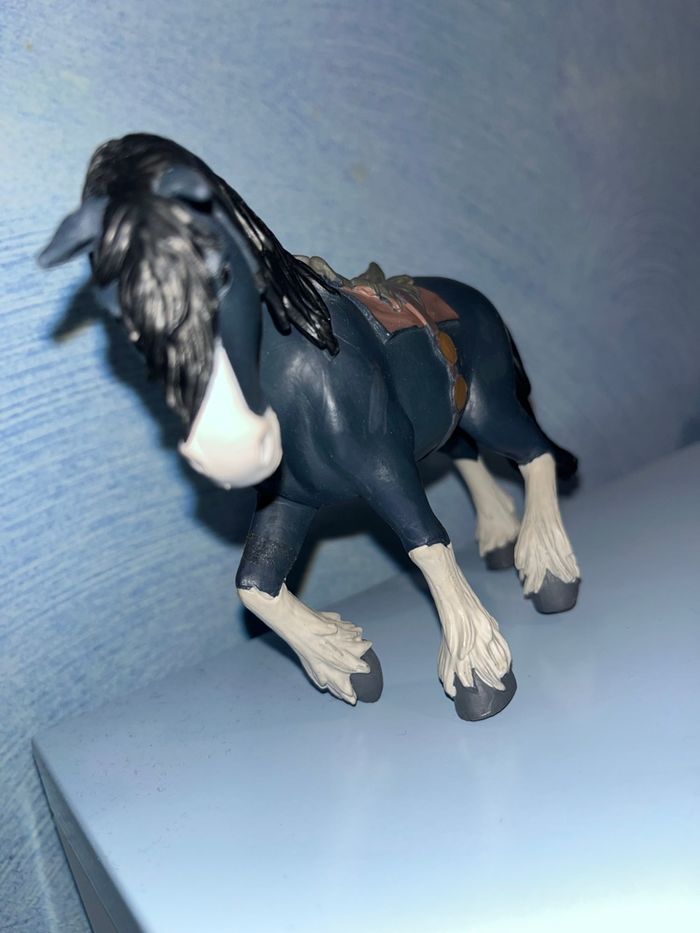 Figurine Angus rebelle - photo numéro 3