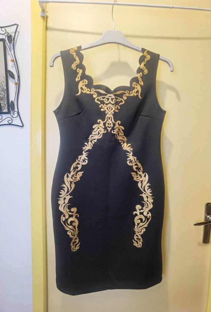 Robe noire & doré