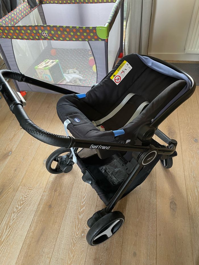 Poussette 3 en 1 marque chicco - photo numéro 3