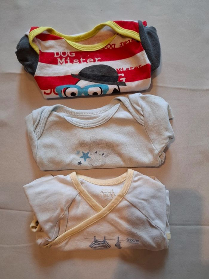 Lot vêtements garçon 6 mois - photo numéro 2