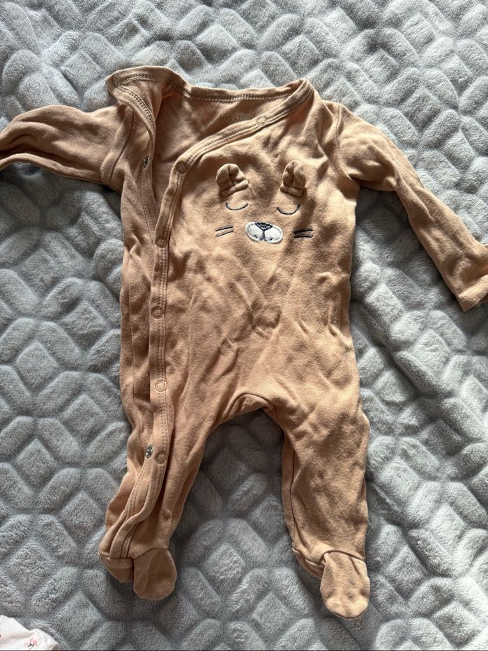 lots pyjamas et bodies - photo numéro 7