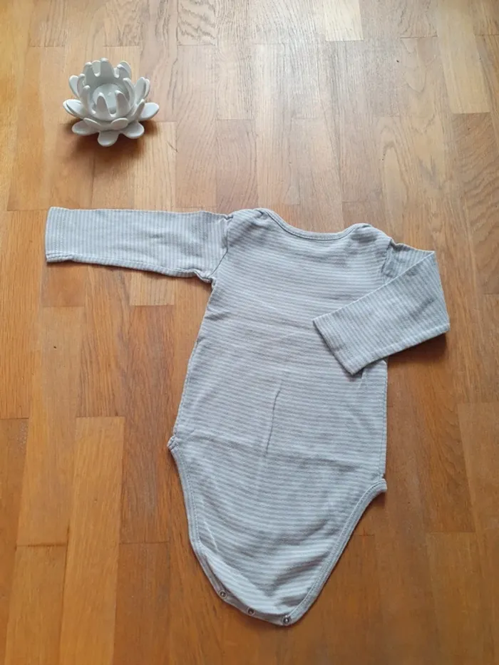 Body 12 mois - photo numéro 4