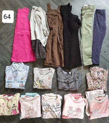 Lot de 15 vêtements fille 8 ans