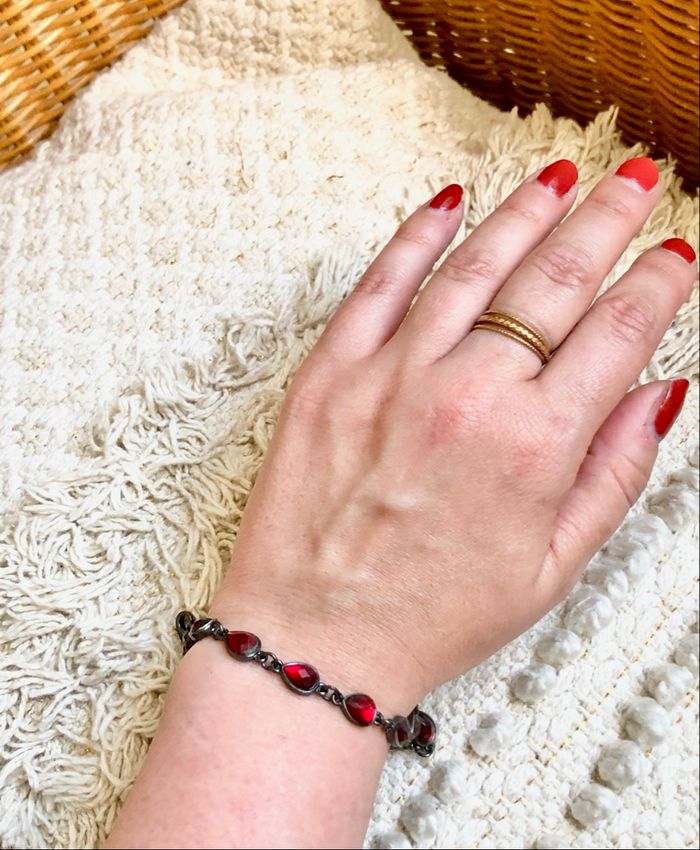 💜 Sublime bracelet noir & rouge Kiabi très bon état 💜