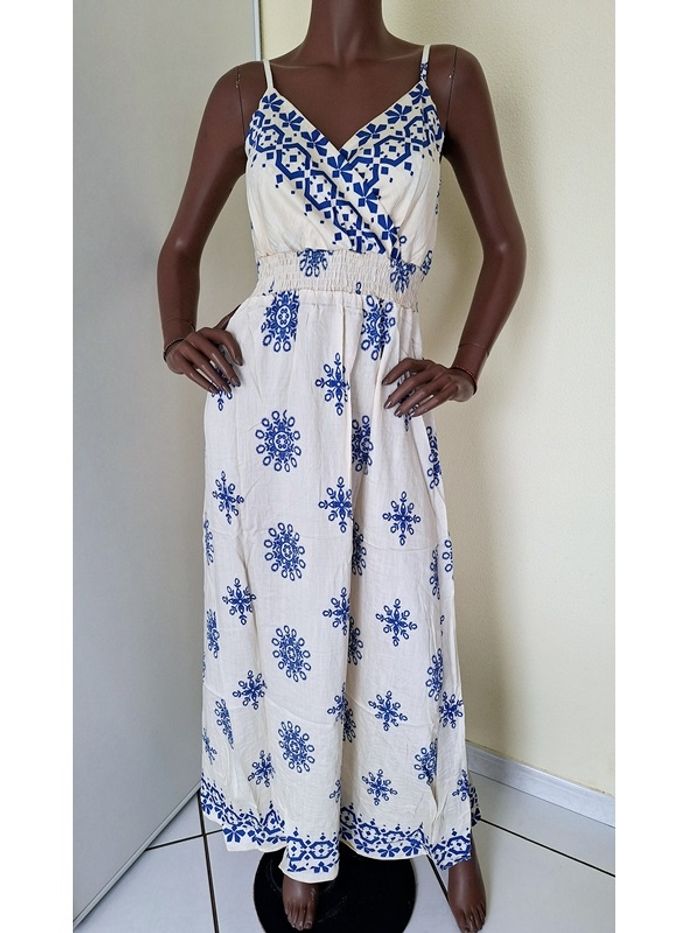 Robe taille unique (du 36 au 42) marque Elena Z