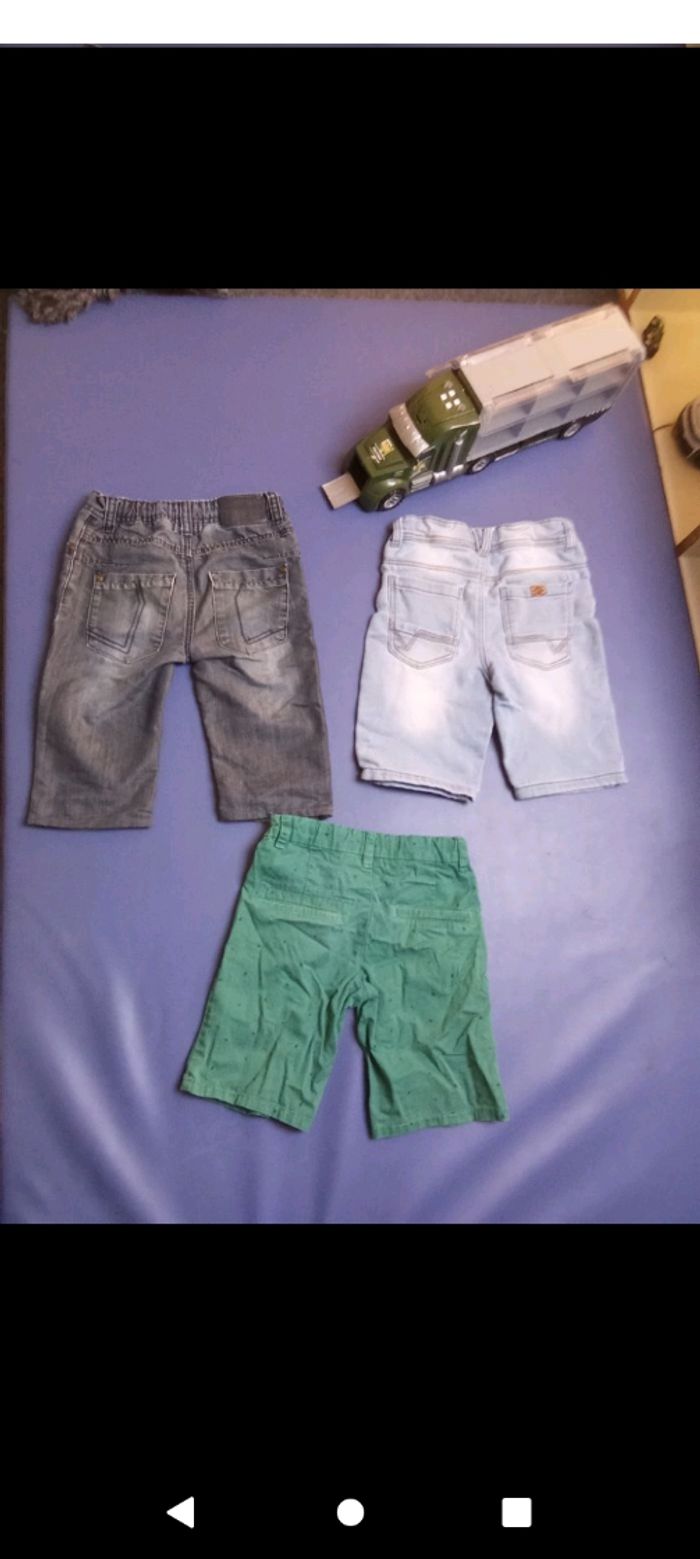 Lot de 3 bermudas garçon, mi saison, été , jean, vert, Kiabi, tao et orchestra 7 ans - photo numéro 2