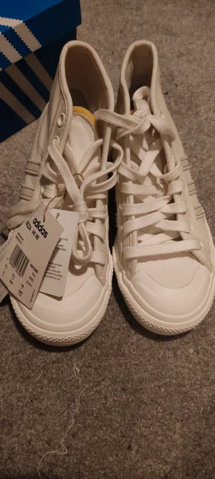 Adidas Nizza basket montantes unisexe taille 36 - photo numéro 2