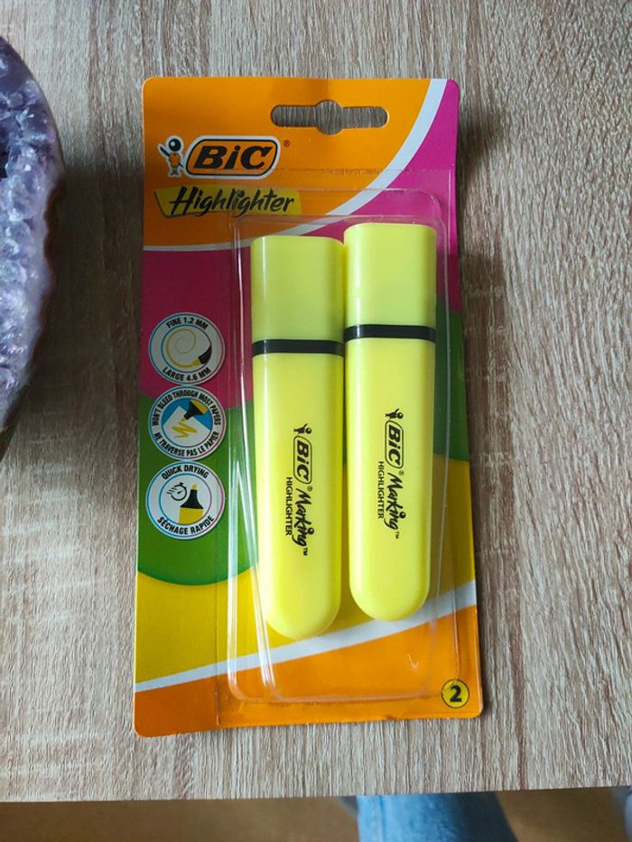 Lot de 2 surligneurs jaune fluo Bic - photo numéro 3