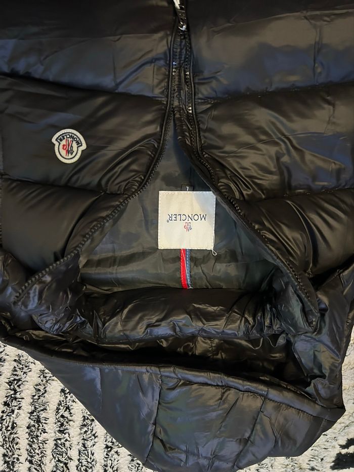 Doudoune Moncler sans manche - photo numéro 3