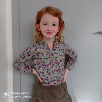 Blouse grise à pois multicolores 5ans