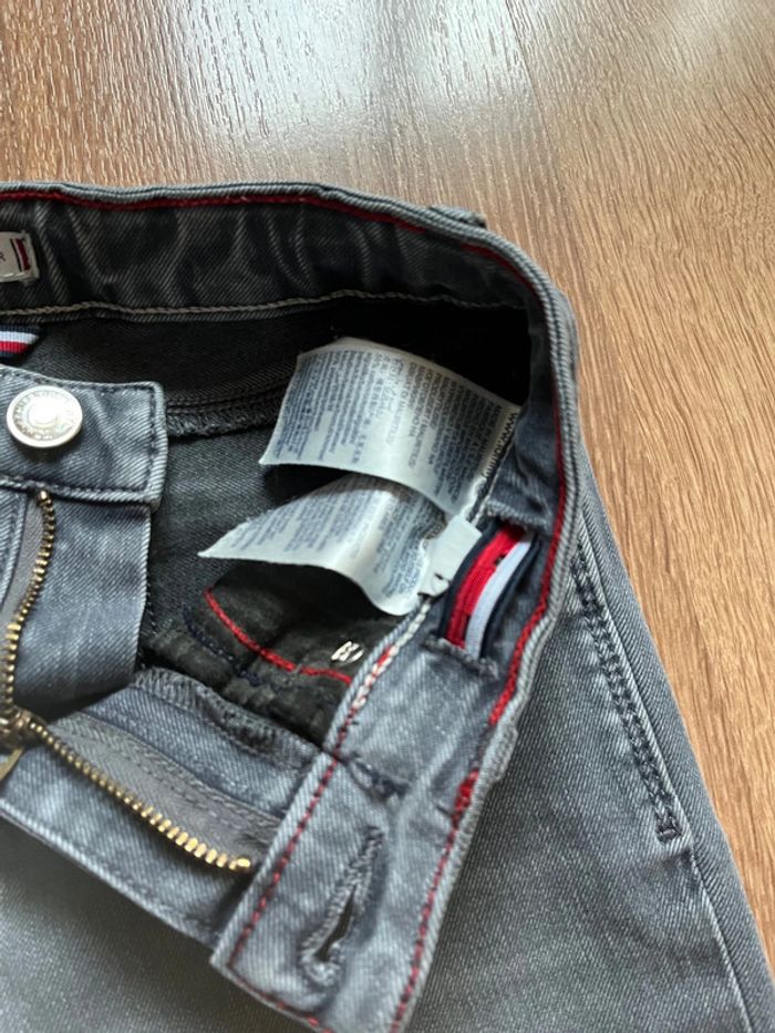 Jean fille Tommy Hilfiger longueur 152 cm - photo numéro 4