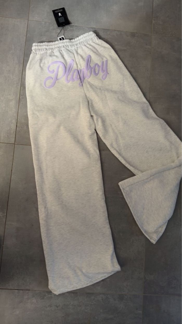 Jogging playboy neuf - photo numéro 3