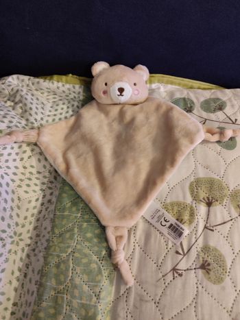 Doudou ours beige tom et kiddy