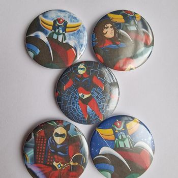 Lot 5 broches pin’s badges Goldorak 🤖