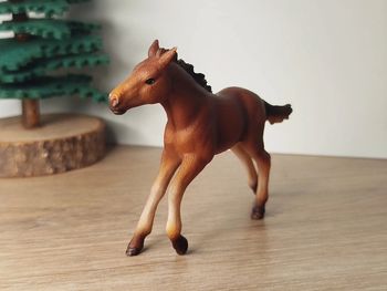 Schleich Poulain marron Figurine Animal équidé