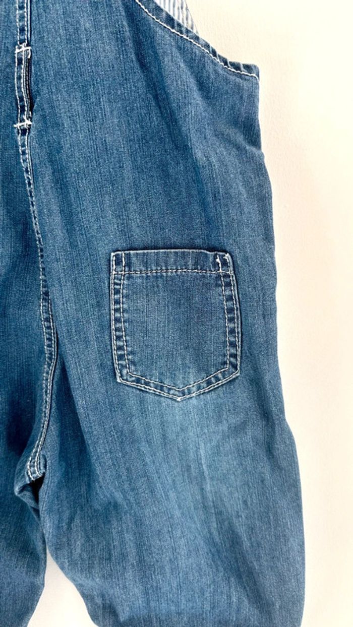 Salopette en jeans fin - photo numéro 2