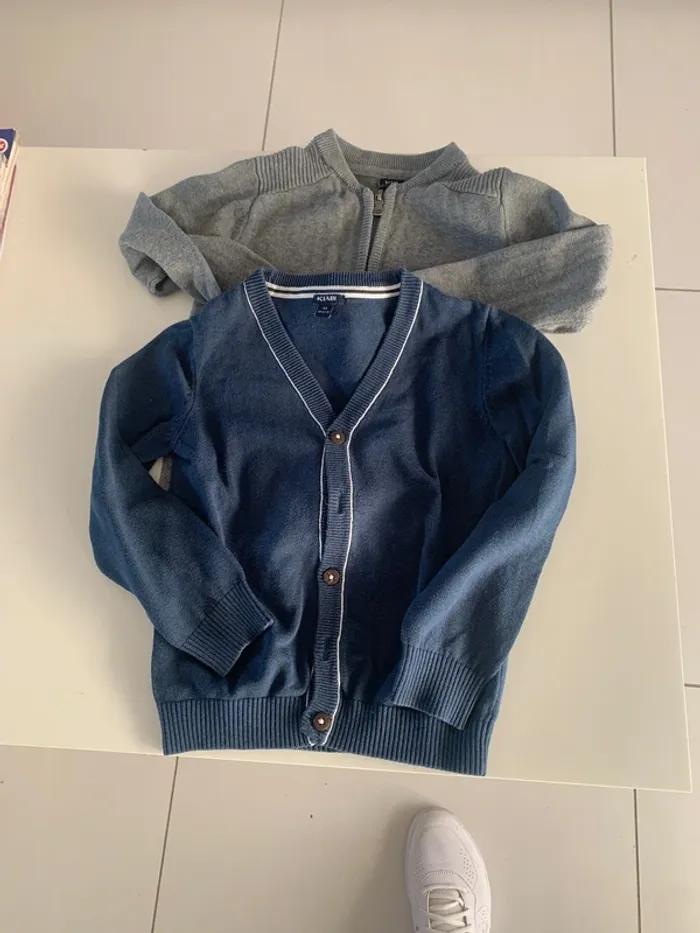 Lot de 2 gilets Kiabi