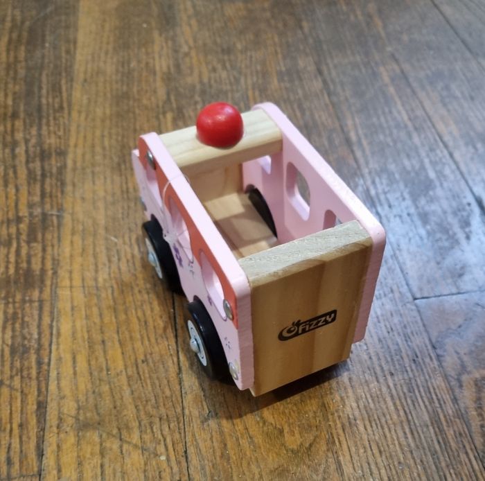 ambulance en bois rose fleurie fizzy - photo numéro 3