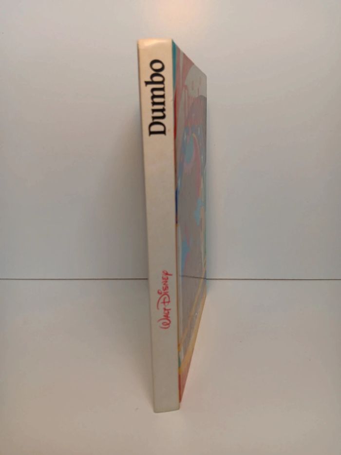 Livre Walt Disney vintage Dumbo 111 pages - photo numéro 2