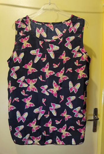 Débardeur noir à papillon