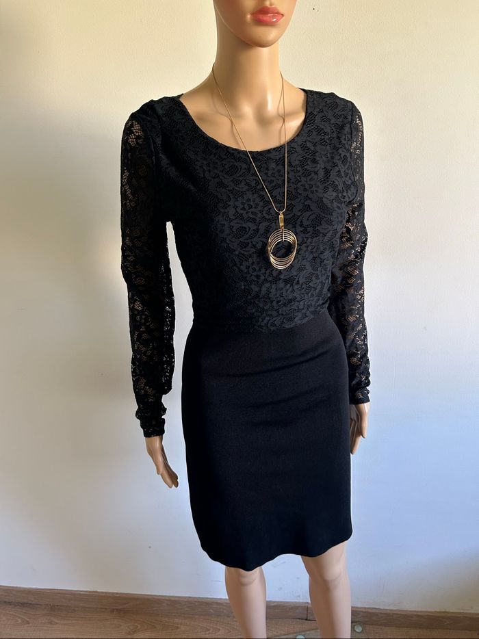 Robe noire neuve avec dentelle Morgan taille M (valeur 85€) - photo numéro 2