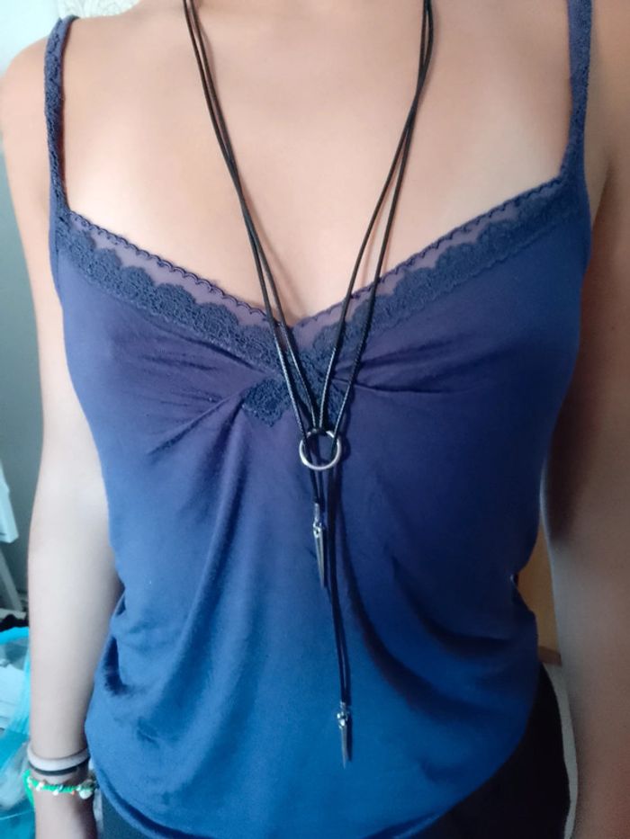 Collier cordon cuir et 2 piques argentes
