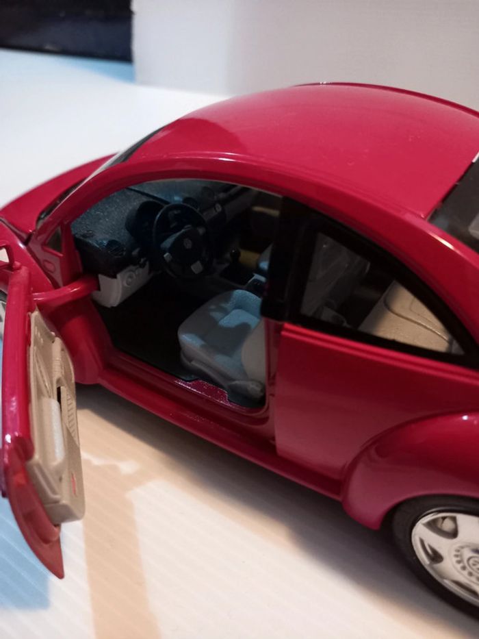 Burago 1/18 New beetles - photo numéro 8