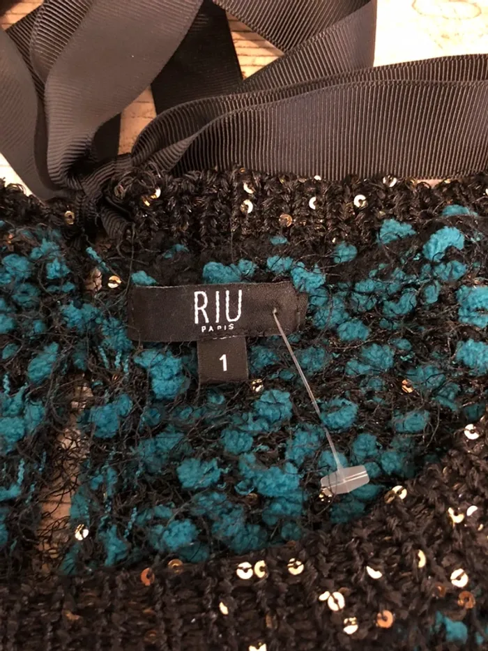 Pull neuf Riu - photo numéro 5