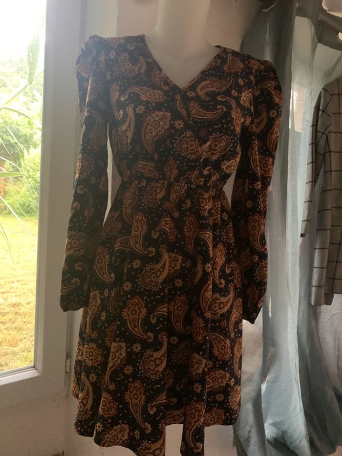 Robe fluide SHEIN taille 36 - photo numéro 3