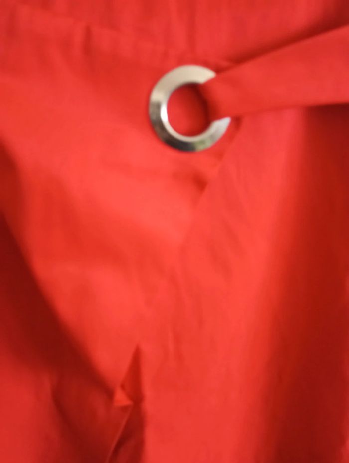 Jupe rouge - photo numéro 2