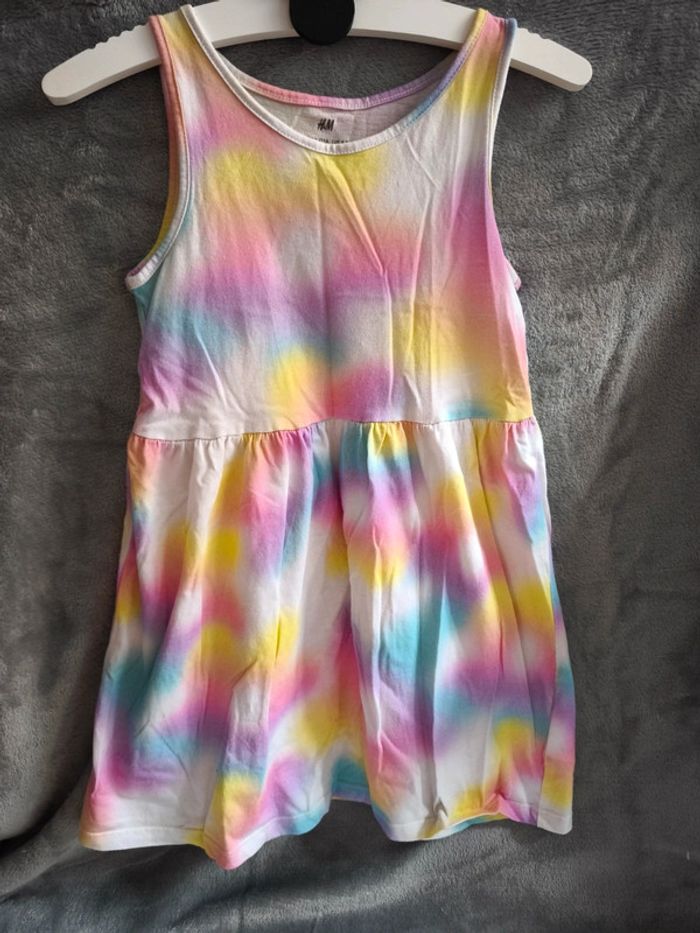 Robe taille 4-6 ans neuf - photo numéro 2