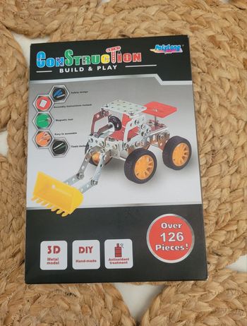 Jeu de construction en métal