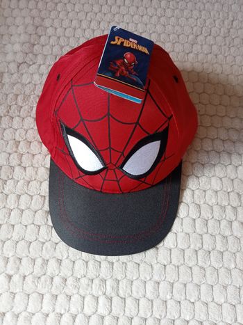Casquette spiderman 52cm 3-5 ans