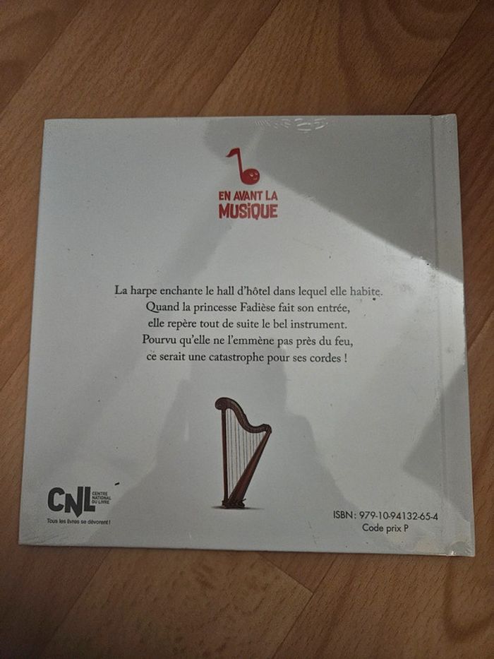 Concerto pour Harpe chat et poney - photo numéro 2