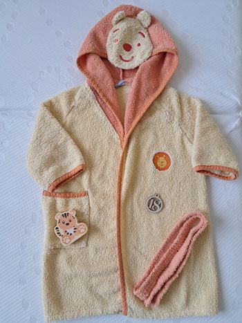 Peignoir bébé winnie taille 18mois 81cm 