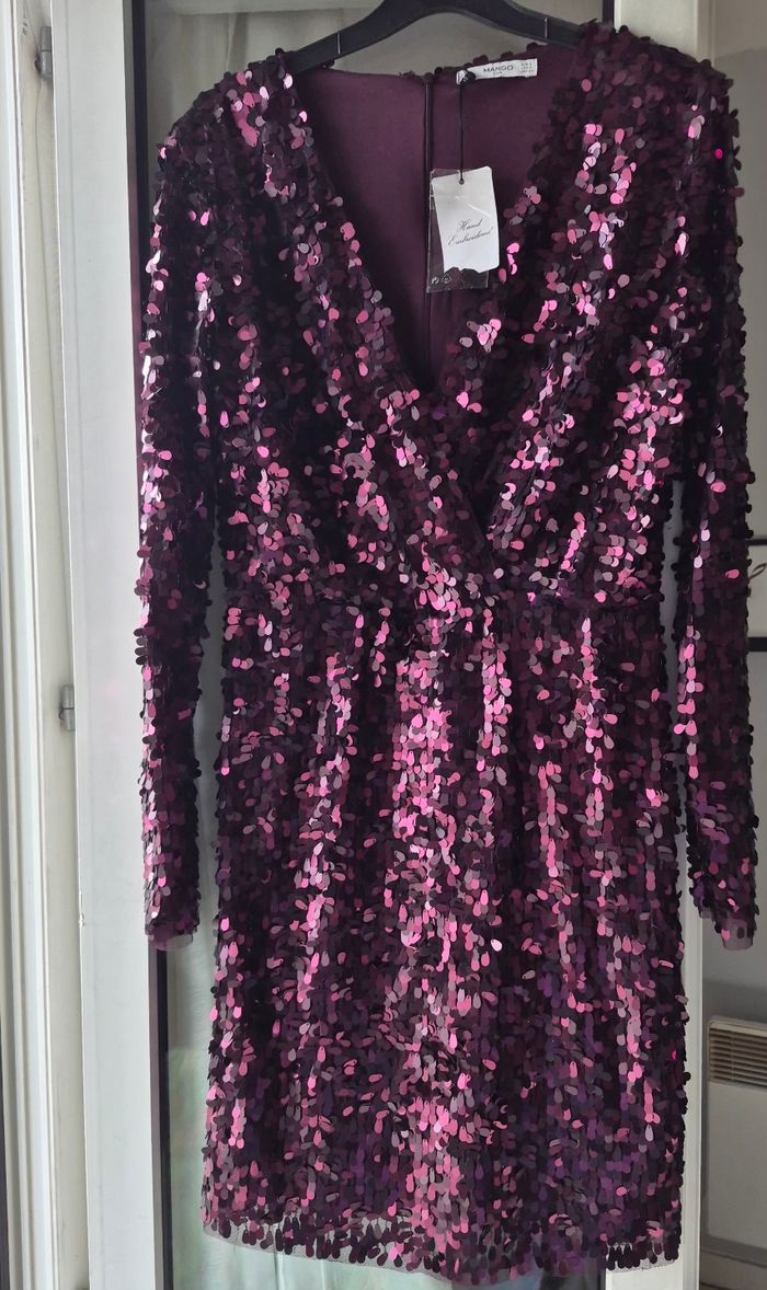 Robe Mango à sequin neuf  taille 38.