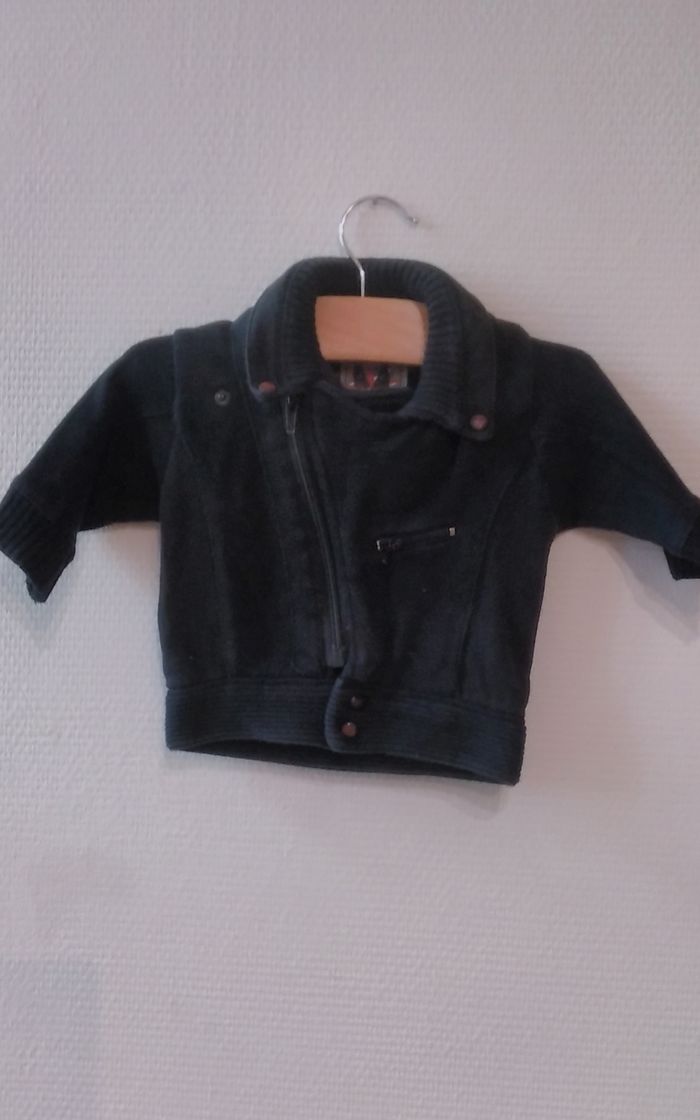 Gilet et t-shirt IKKS 3 mois - photo numéro 2