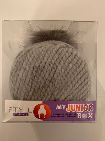 Kit Bonnet « My junior box » gris clair.