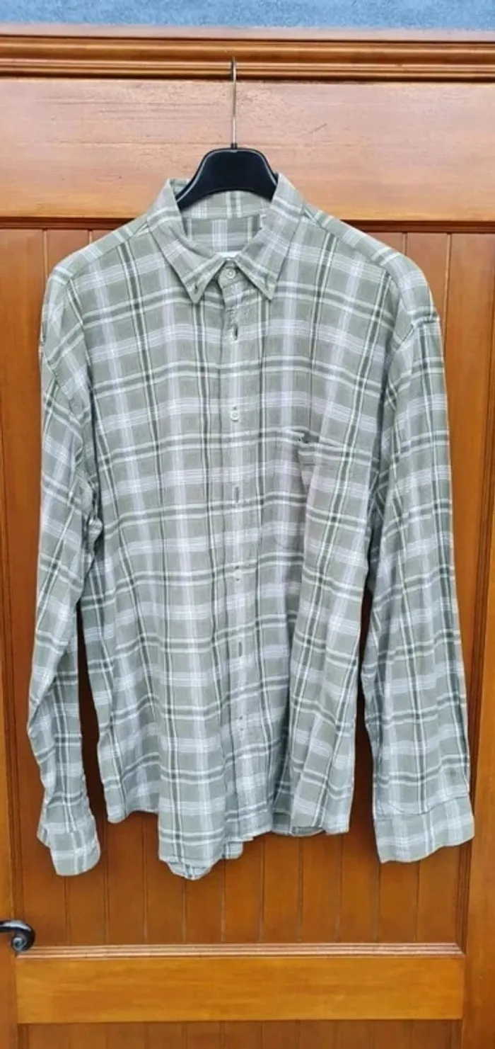 Chemise à carreaux Kiabi