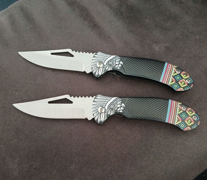 Lot couteaux de poche NEUFS